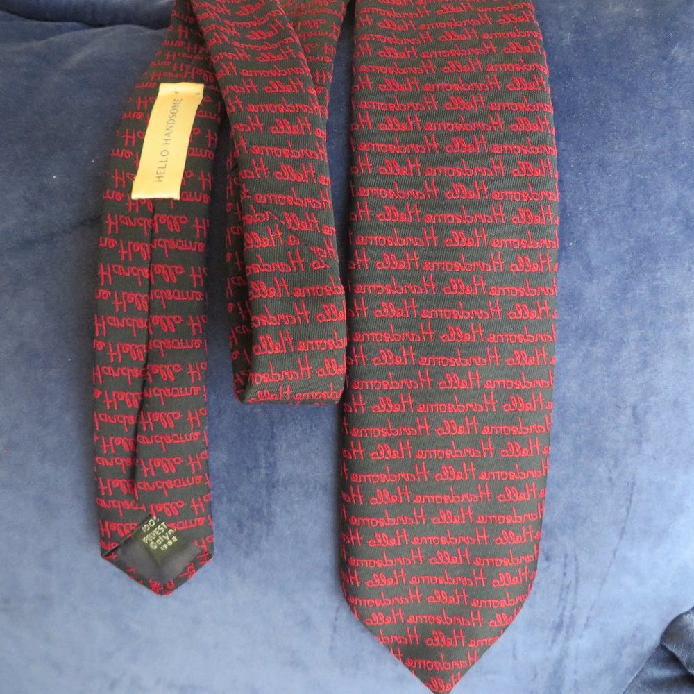 Mens Alynn HELLO HANDSOME Tie (mirror image)